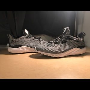 Alpha Bounce Em